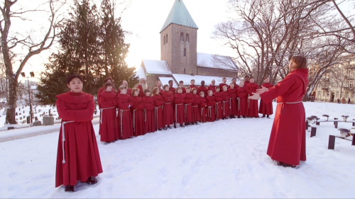 Hodie christus natus est St Halvardguttene.00 03 15 23.Still011 800